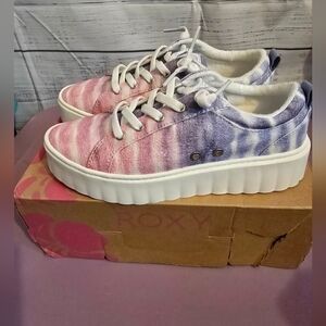 Roxy tie-dye purple and pick platform slip on sneakers new womans size 7